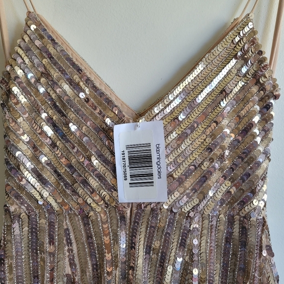 Mac Duggal, Sequin Spaghetti Strap‎ Gown, Gold, Size 0, NWT - Picture 9 of 11